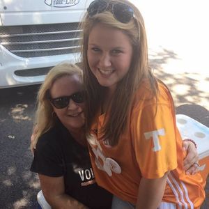 Meet your Posher, Lindsay